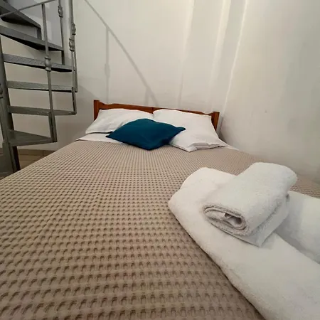 Maridaki House
